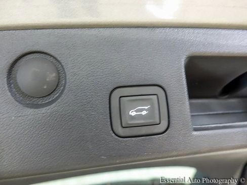 New 2026 GMC Terrain AT4 w/ Convenience Package III image 18