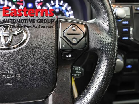 Used 2018 Toyota 4Runner TRD Off-Road Premium image 16