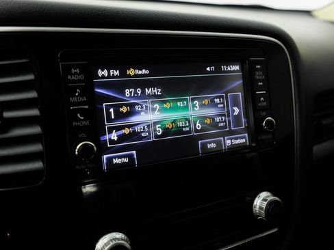 Used 2020 Mitsubishi Outlander ES image 24