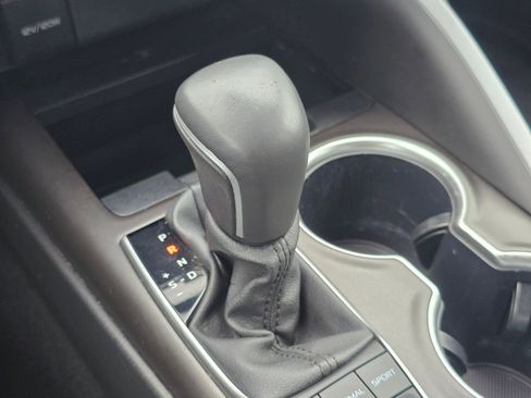 Used 2024 Toyota Camry XLE FWD image 35