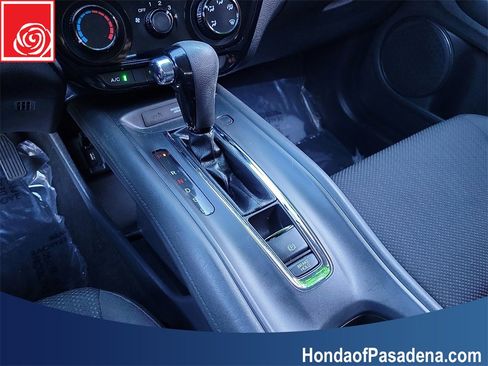 Used 2017 Honda HR-V LX image 19