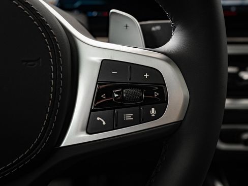 New 2026 BMW X6 xDrive40i w/ Climate Comfort Package image 32