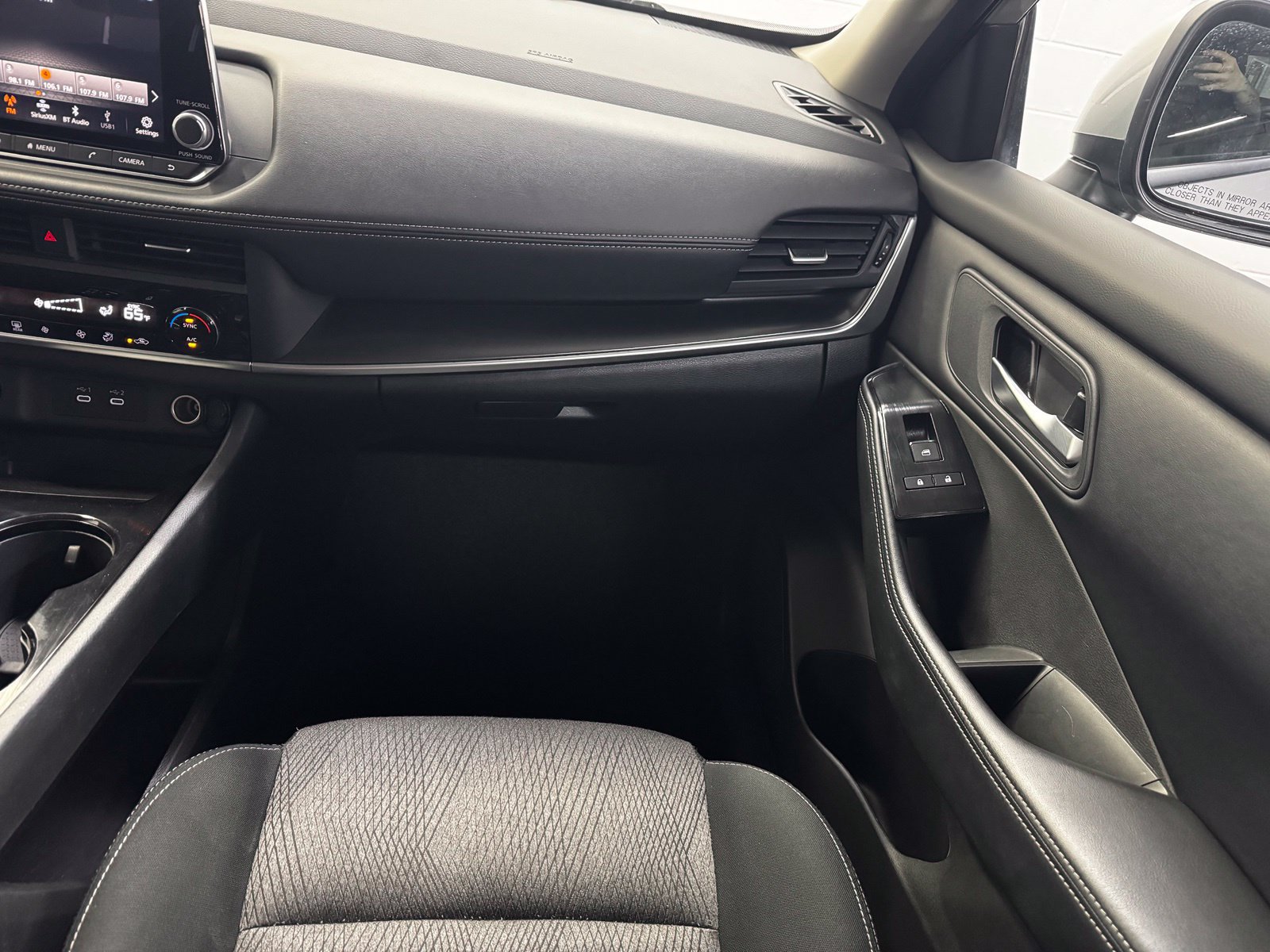 Certified 2025 Nissan Rogue SV AWD/4WD image 19