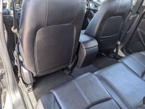 Used 2017 MAZDA MAZDA3 Touring FWD image 17
