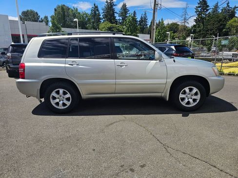 Used 2003 Toyota Highlander 4WD V6 image 8