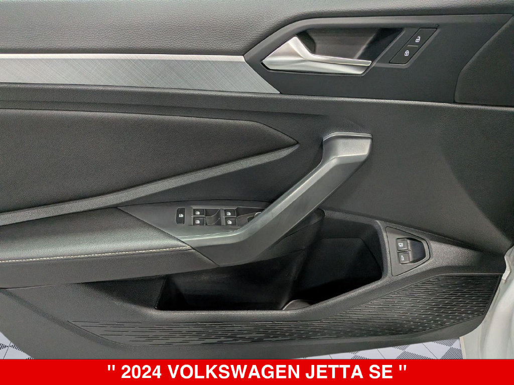 Used 2024 Volkswagen Jetta SE FWD image 14