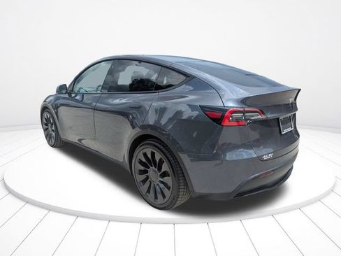 Used 2021 Tesla Model Y Long Range AWD/4WD image 6
