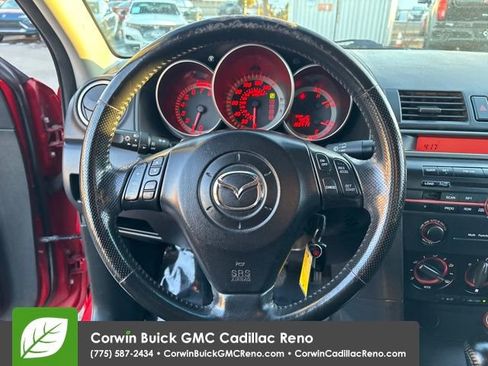 Used 2005 MAZDA MAZDA3 s w/ Moonroof & 6-CD Pkg image 15