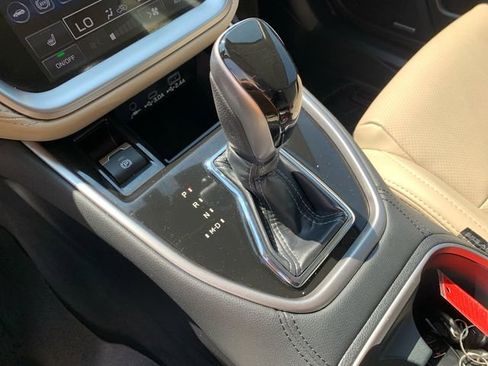 Certified 2025 Subaru Legacy Limited image 28