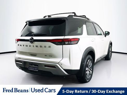 Used 2024 Nissan Pathfinder SL AWD/4WD image 10