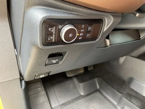 Used 2024 Ford Bronco Heritage Edition AWD/4WD image 27