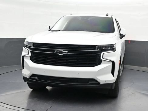 Used 2024 Chevrolet Suburban RST w/ Luxury Package RWD image 9