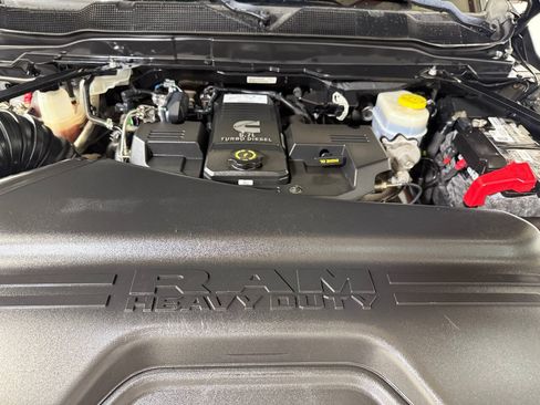 Used 2020 RAM 2500 Limited AWD/4WD image 96