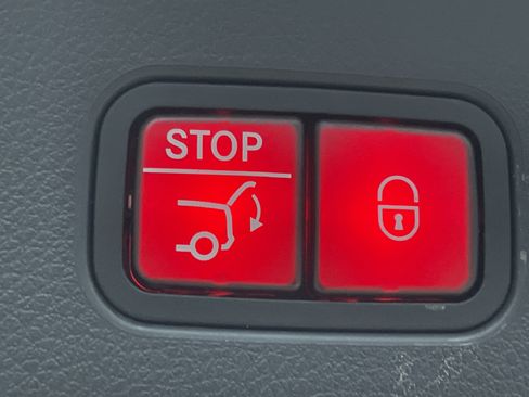 Certified 2023 Mercedes-Benz GLC 300 4MATIC image 13