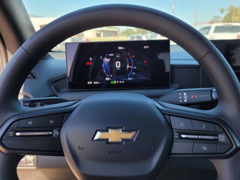 New 2025 Chevrolet Silverado EV W/T AWD/4WD image 9