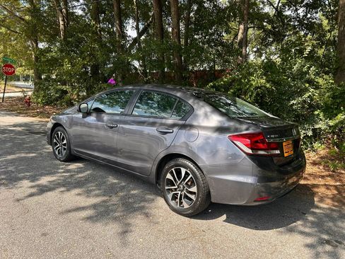 Used 2014 Honda Civic EX image 3
