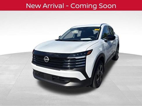 Certified 2026 Nissan Kicks SV FWD image 1