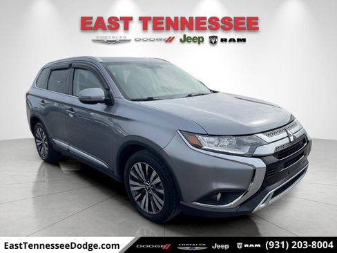Used 2019 Mitsubishi Outlander SEL image 1