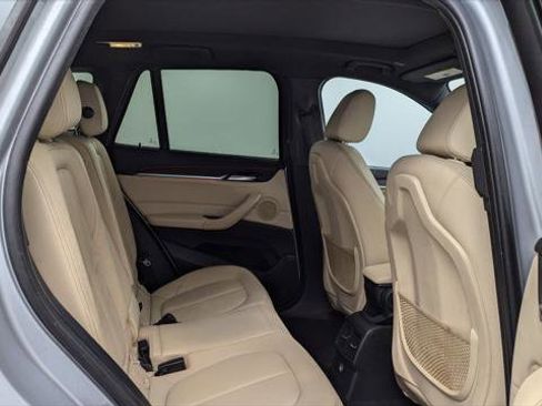 Used 2017 BMW X1 xDrive28i image 19