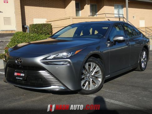 Used 2023 Toyota Mirai w/ Advanced Technology Package RWD image 15