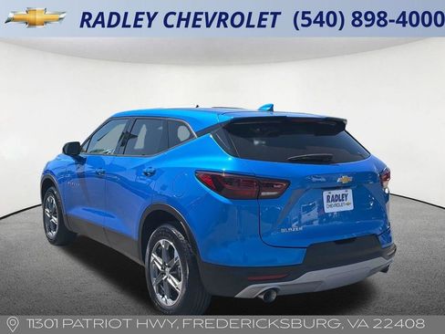 Certified 2025 Chevrolet Blazer LT FWD image 16
