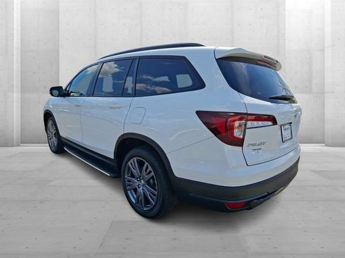 Used 2022 Honda Pilot Sport image 4