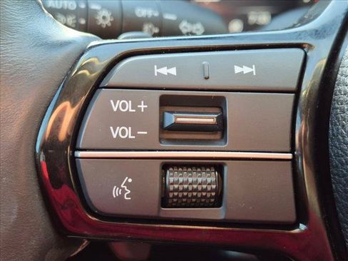 Used 2023 Honda Civic Touring image 11