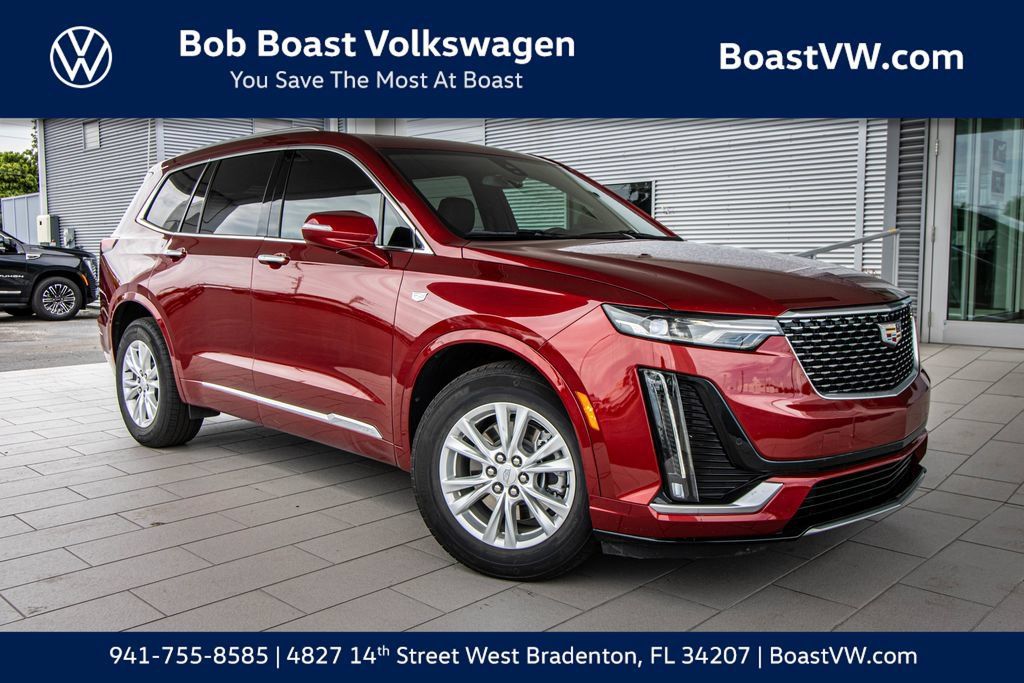 Used 2023 Cadillac XT6 Luxury FWD image 1