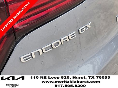 Used 2024 Buick Encore GX Sport Touring image 17