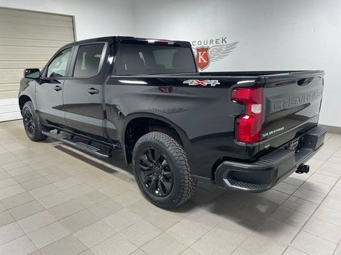Used 2024 Chevrolet Silverado 1500 Custom AWD/4WD image 4