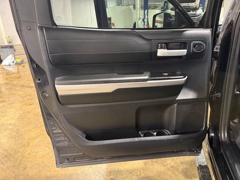 Used 2014 Toyota Tundra Limited w/ Limited Premium Package AWD/4WD image 29