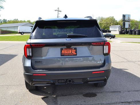 New 2026 Ford Explorer ST-Line AWD/4WD image 4