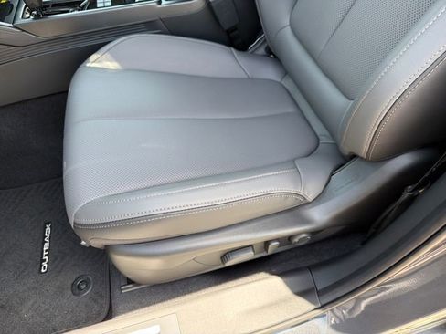 New 2026 Subaru Outback Limited AWD/4WD image 21