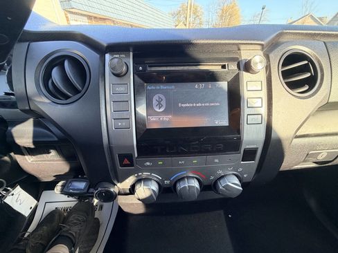 Used 2014 Toyota Tundra SR image 64