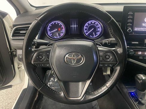 Used 2021 Toyota Camry SE image 23