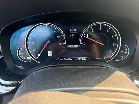 Used 2018 BMW M550i xDrive w/ Dynamic Handling Package AWD/4WD image 5