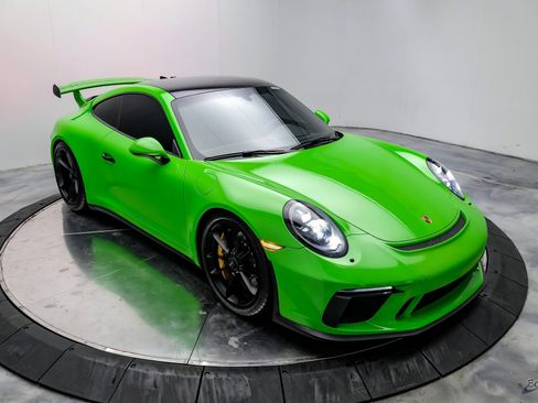 Used 2018 Porsche 911 GT3 RWD image 26