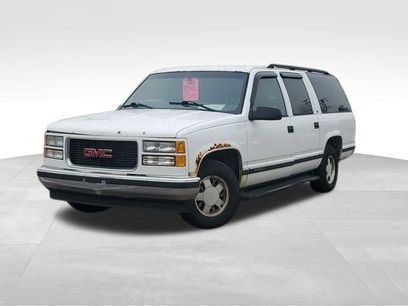 Used 1999 GMC Suburban 2WD w/ Marketing Opt Pkg 2