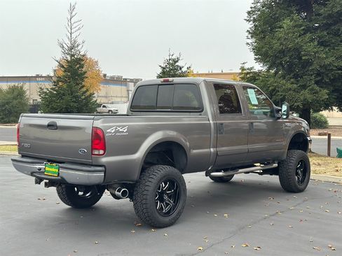 Used 2002 Ford F250 4x4 Crew Cab Super Duty image 4