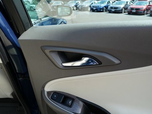 Used 2022 Chevrolet Malibu Premier FWD image 33
