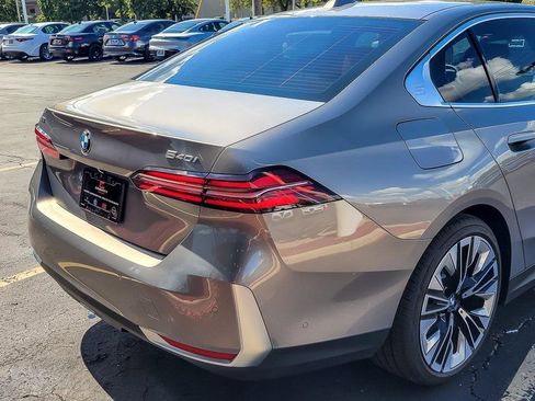 Used 2025 BMW 540i xDrive image 6