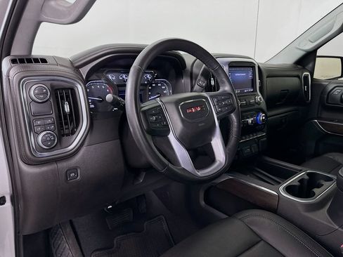 Used 2019 GMC Sierra 1500 SLT RWD image 9