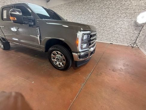 Used 2026 Ford F250 King Ranch w/ Chrome Package AWD/4WD image 9