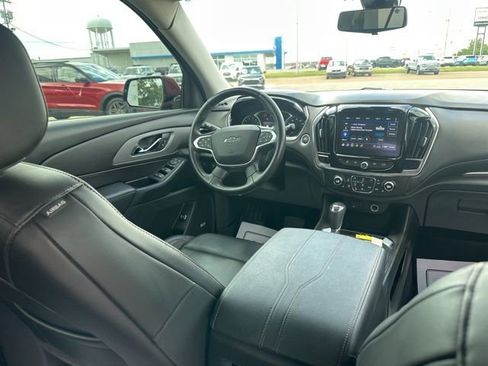 Used 2020 Chevrolet Traverse RS image 15