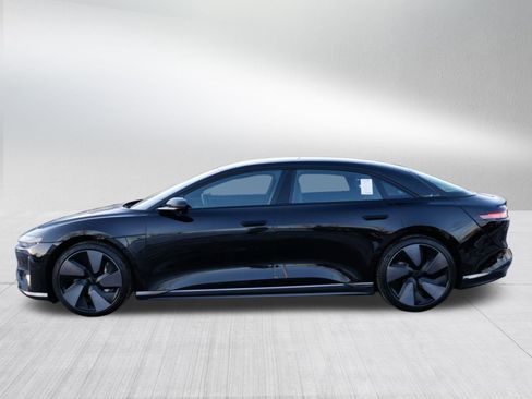 Used 2024 Lucid Air Touring image 4