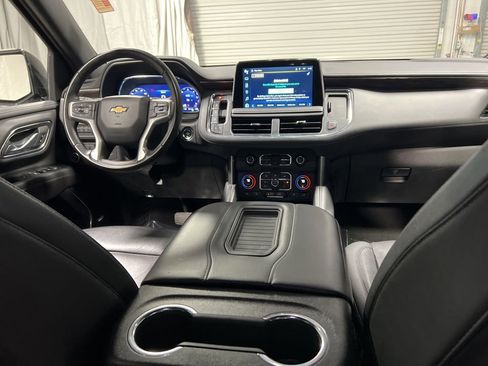 Used 2024 Chevrolet Suburban LT image 15