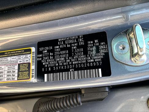 Used 2025 Kia Sportage EX FWD image 34