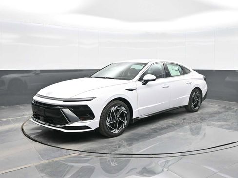 New 2026 Hyundai Sonata SEL image 4