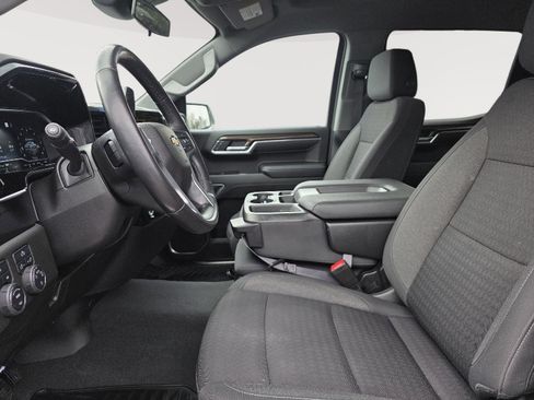 Used 2022 Chevrolet Silverado 1500 LT image 9