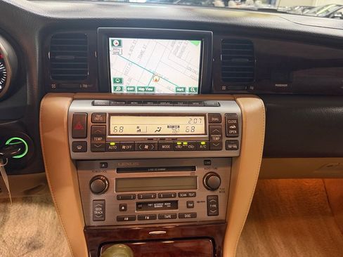 Used 2007 Lexus SC 430 Convertible RWD image 16